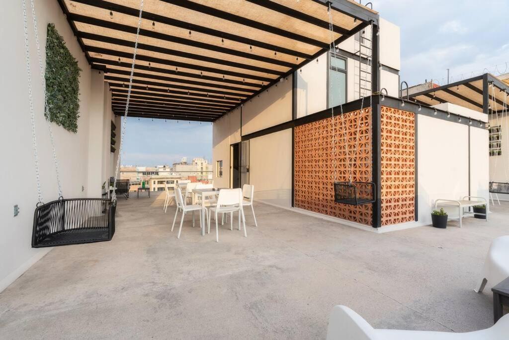 P601 Amazing Rooftop 2bdrm 2bath Ac