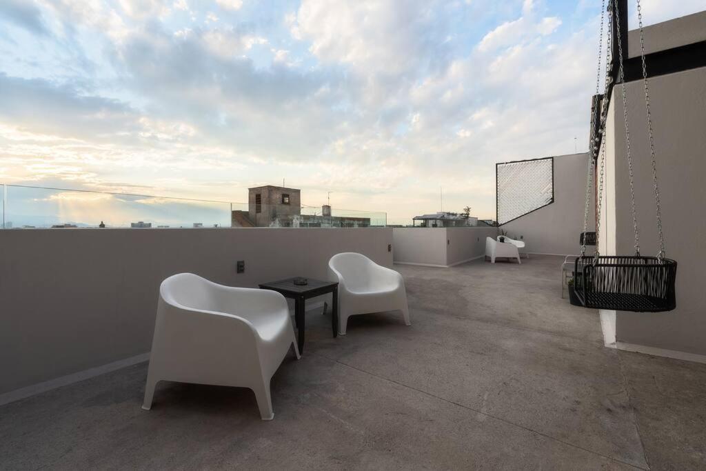 Apartment P601 Amazing Rooftop 2bdrm 2bath Ac *